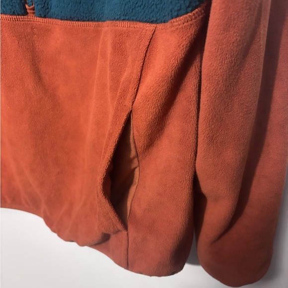 LL Bean Women’s Katahdin Fleece Jacket  Block color - Picture 3 of 7